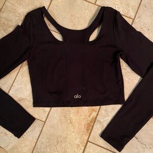ALO Yoga Black Long Sleeve Crop Top